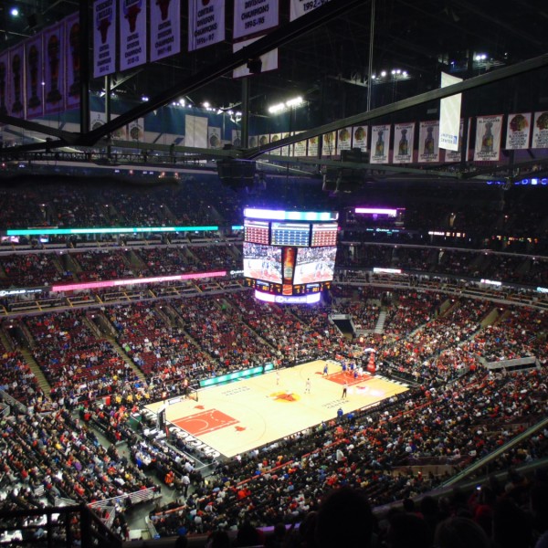2. Ha Chicago, akkor Bulls